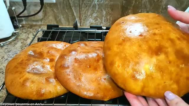 Хачапури на кефире.