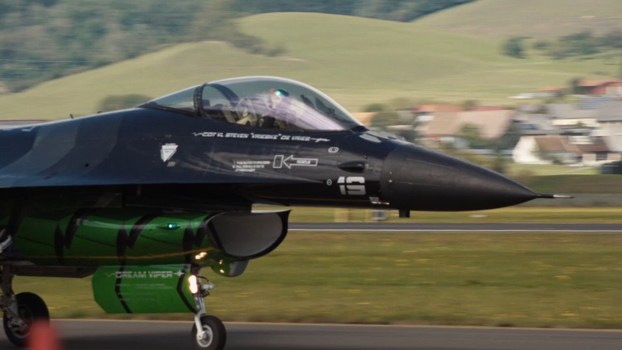 F-16 Dream Viper на AirPower 22