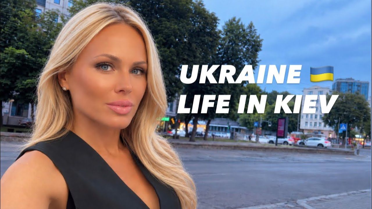 Украина, жизнь. Улицы, люди, прогулки.