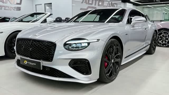 Bentley Continental 2026 - Визуальный осмотр автомобиля .