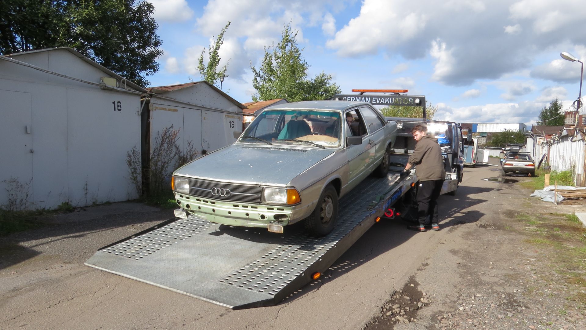 Audi 100 C2 Coupe 1978 г. Отчет № 15. Передал в хорошие руки.