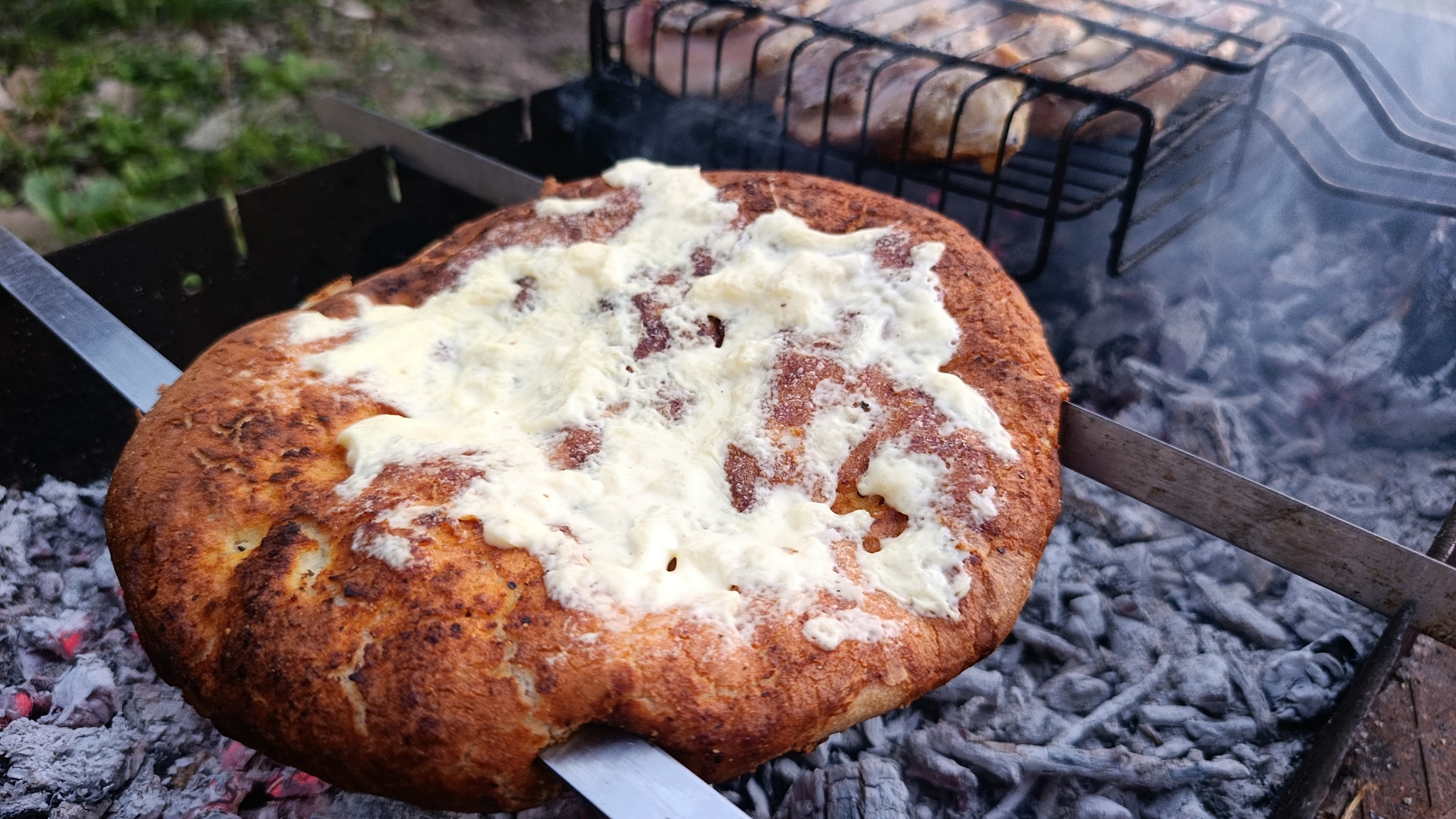 Самая вкусная пышка на костре