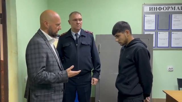 В Курске дерзкий таборянин сломал городскую!