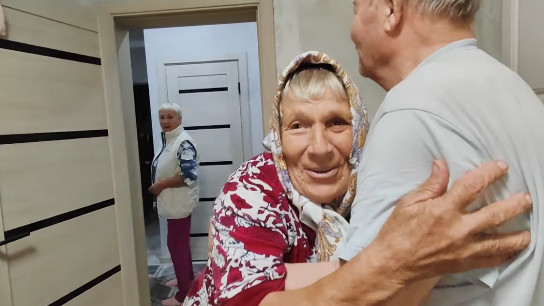 На ночь глядя // СЮРПРИЗ // обнимашки целовашки 🤗🥰 //