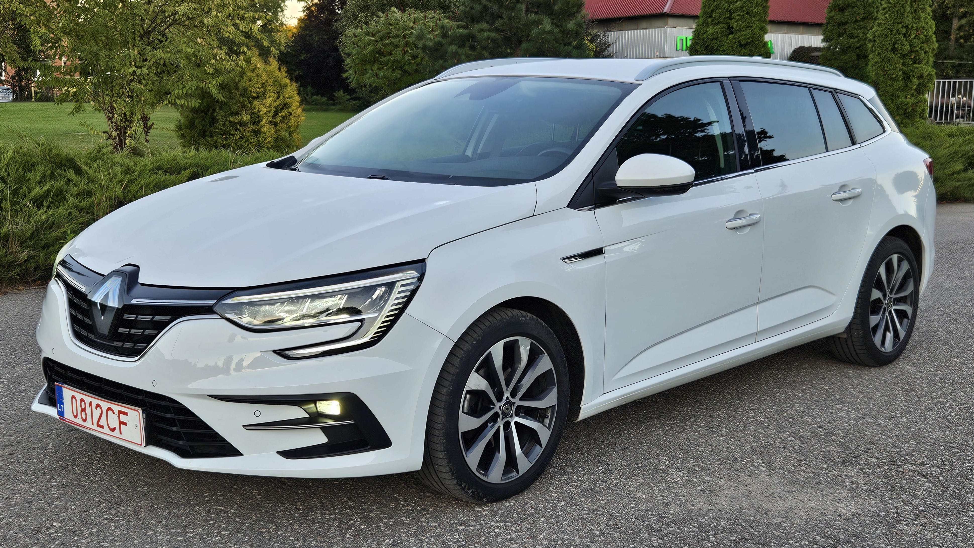 Renault Megane IV Grandtour 2023! 1.5 DCi дизель K9k 115 Hp 6MT. Led фары, камера, круиз, запаска!