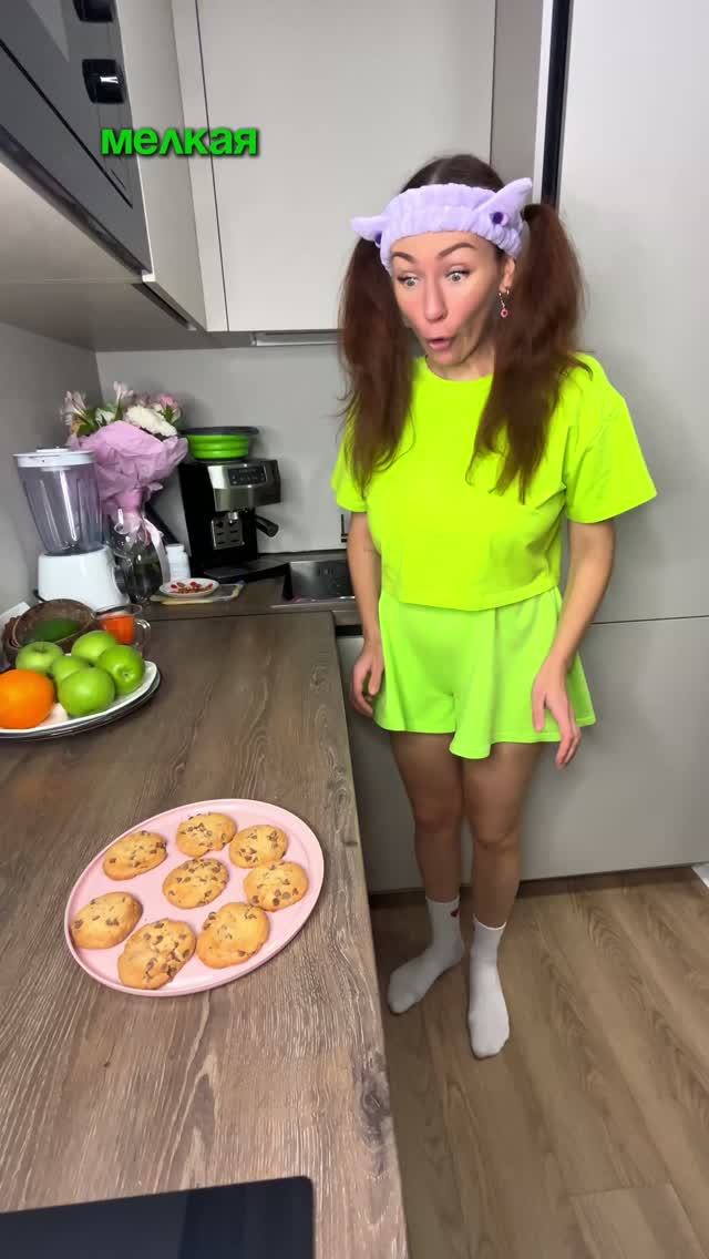 КОГДА БАБУШКА ЛЮБИТ ВНУЧКУ🤣 #семья #есения #eseniya #ржака #прикол #жиза #милашка #мама