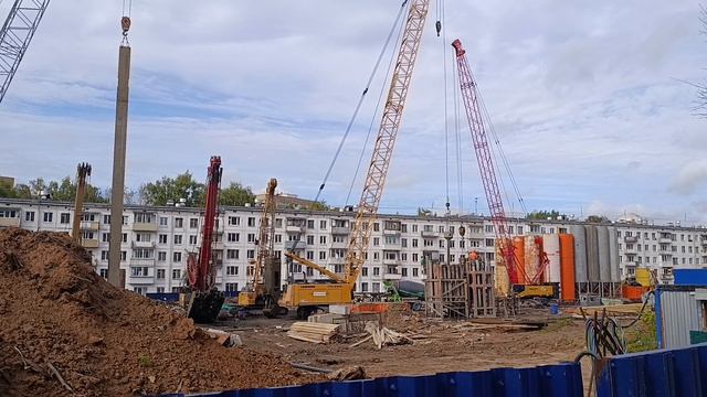 На будущей станции Луганская Бирюлёвской линии ведётся подготовка со стороны оборотных тупиков
