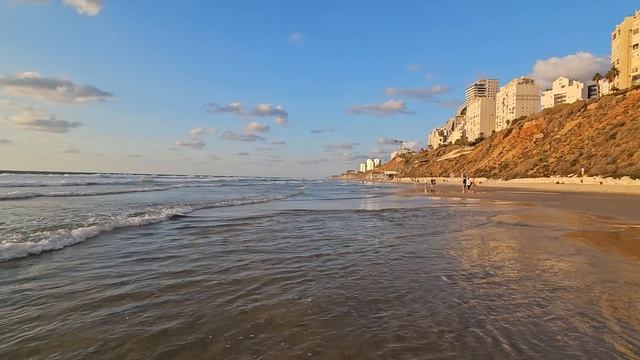 Закат на берегу Средиземного Моря - 19.09.26 - Нетания, Израиль