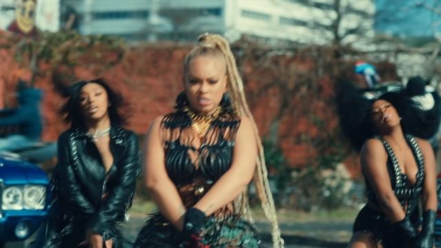 Latto - Wheelie  Ft. 21 Savage