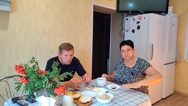 ПРИГОТОВИЛА НАМАЗКУ НА ЗАВТРАК/ВОСПОМИНАНИЯ ЮНОСТИ