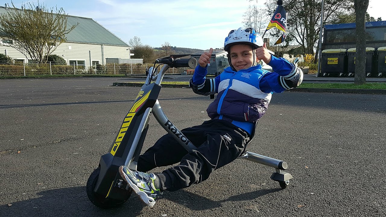 Очень крутая машина RAZOR POWER RIDER 360! Не детские гонки!