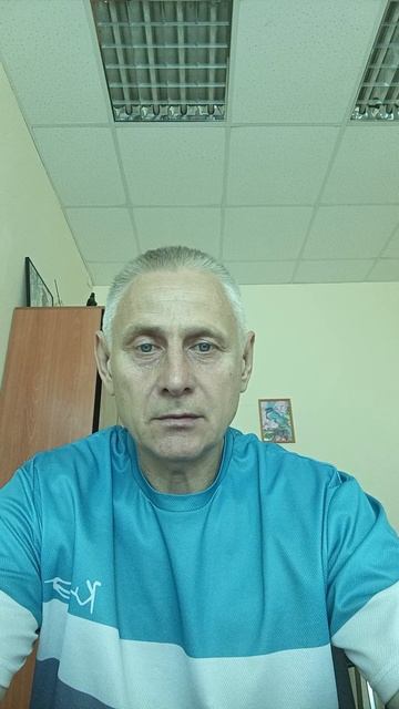 почему мужчины смотрят, но не подходят знакомиться?