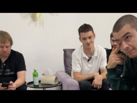 Богдан- основатель благотворительного фонда ￼