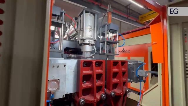 Экструзионная выдувная машина DEG-5L-D