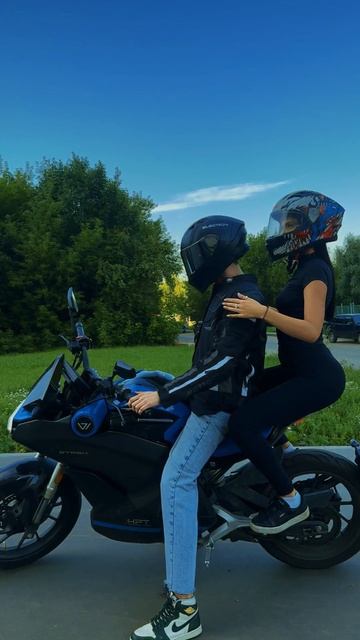 Vmoto Stash — технологичный электробайк с необычным дизайном