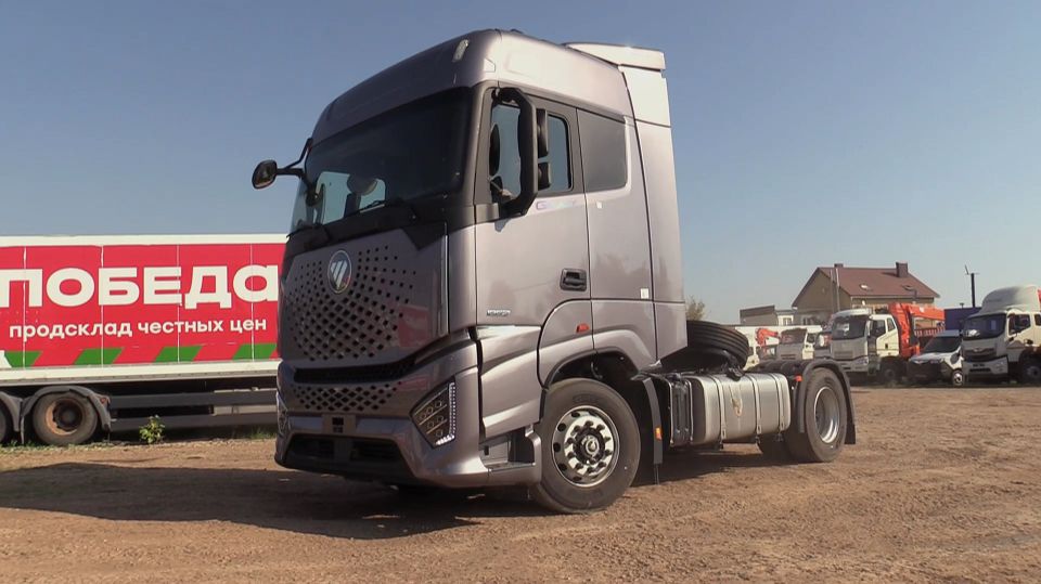 2024 FOTON GALAXY 1852. Обзор (интерьер, экстерьер, двигатель).