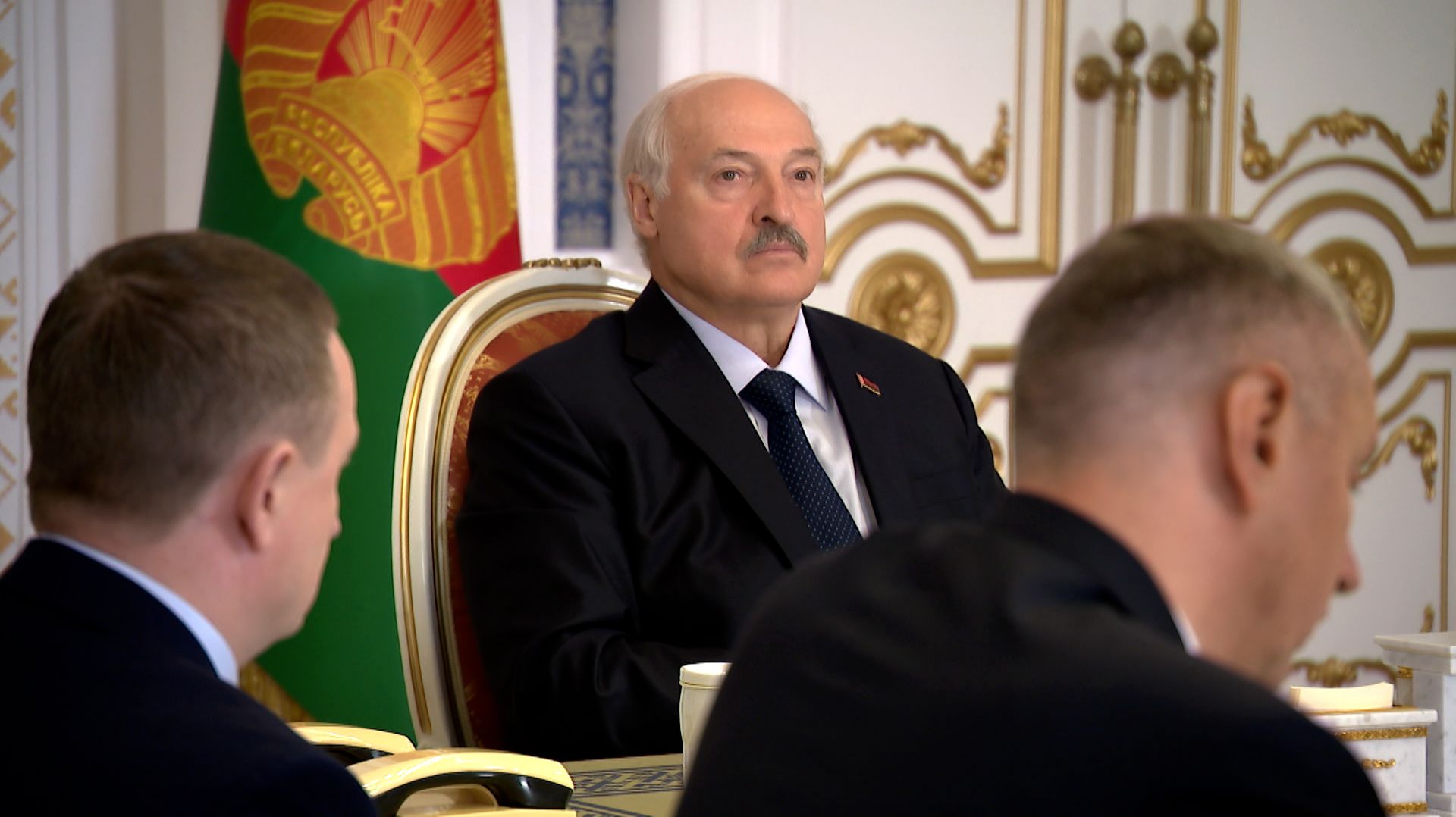 Лукашенко: Цена метра – не выше среднемесячной заработной платы!