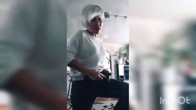 Твоя морковка не стоит