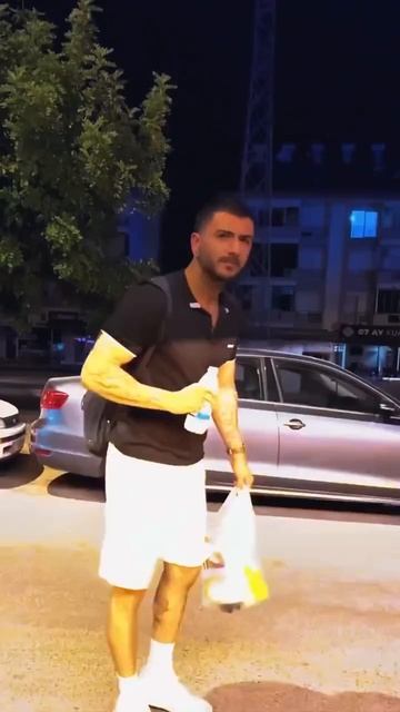 придумай название для этого видео