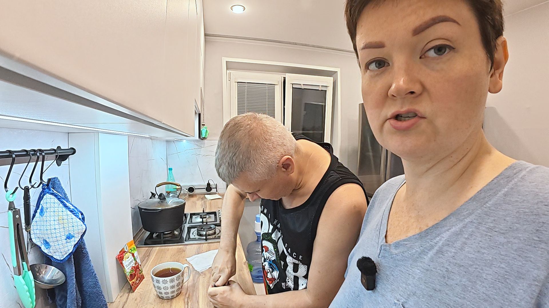 Блогерам всё достаётся НАХАЛЯВУ! НЕСЧАСТНЫЕ счастливые люди! Варим суп ШУРПУ на обед с Вованом! Влог