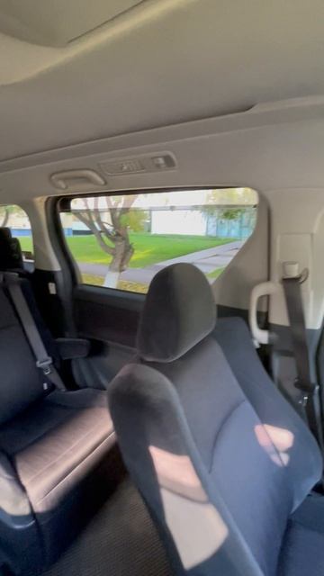 2009 Toyota Vellfire запуск