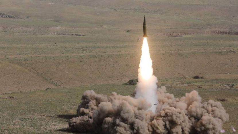 Армия России за ночь поразила три логистических центра на Украине