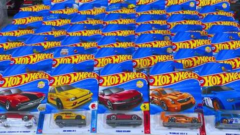 😱🏎️ Открываем 50 Hot Wheels! Большая Коробка На 72 Машинки!