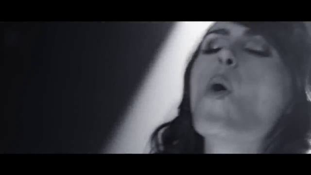 Within Temptation - Shot In The Dark