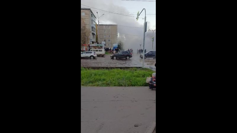 Вы спрашивали — где горячая вода? Где фонтаны? Вот они.