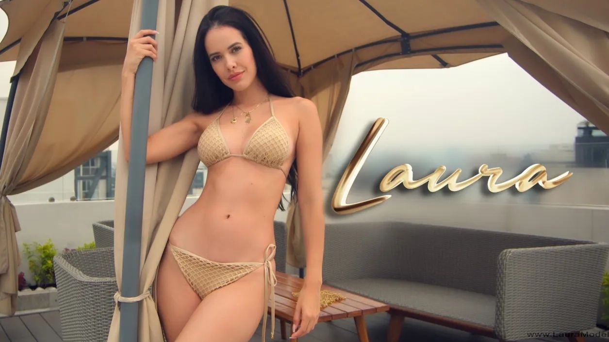 Бежевая бикини-модель: нежный пляжный образ Laura 🌸