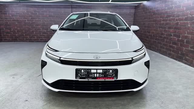Toyota Corolla   2027 - Визуальный осмотр автомобиля .