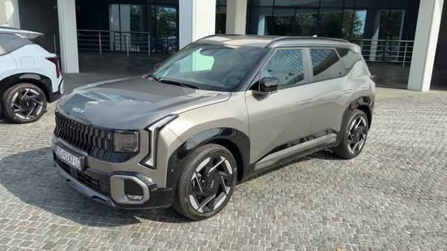 KIA Seltos 2027 - Визуальный осмотр автомобиля .