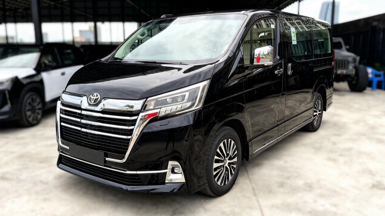 TOYOTA GRANVIA PREMIUM 2026 года лучший VIP Минивэн на мировом рынке. Обзор автомобилей Toyota