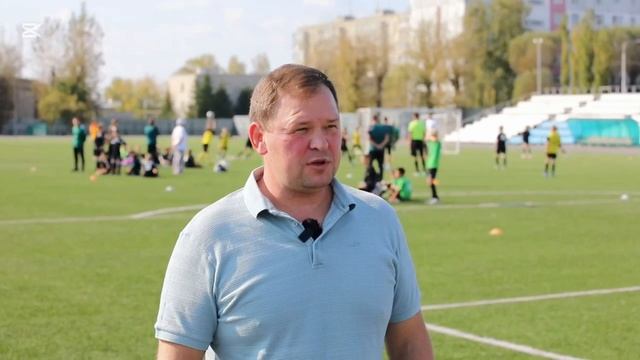 В Кургане на стадион вышли воспитанники спортивных школ со звёздами российского футбола