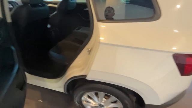 Skoda/ Karoq/ I/ Внедорожник 5 дв./ DSG6 1.4 AMT (150 л.с.) 4WD/ Ambition (2020)