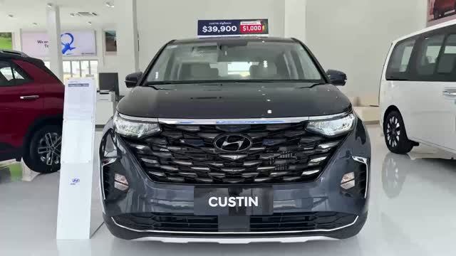 Hyundai Custin  2026 - Визуальный осмотр автомобиля .
