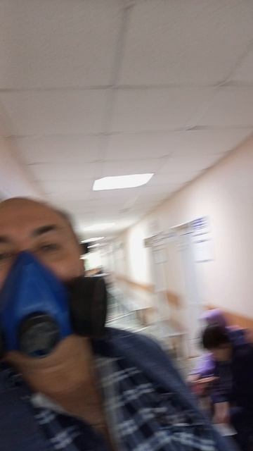 заразился в больнице типа гриппа что то. пришол в распираторе