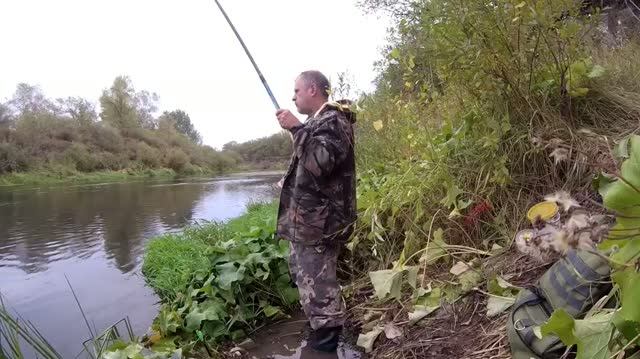 Рыбалка на поплавок в конце сентября на речке