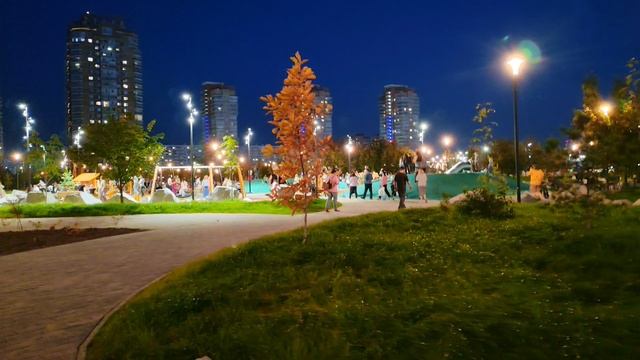 Прогулка по вечернему городу.