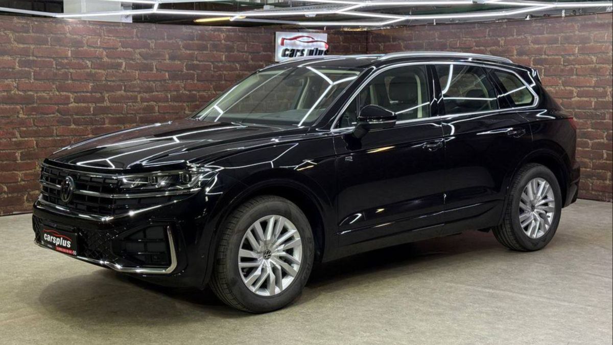 🚘 Volkswagen Touareg III Рестайлинг, 2025 года выпуска