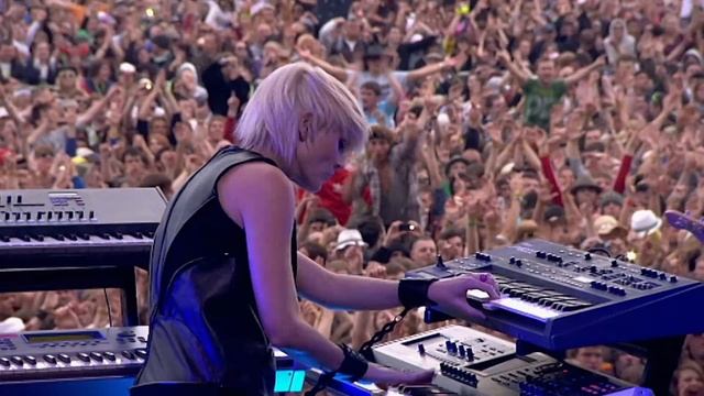Faithless - Insomnia (Live From T In The Park, 2010)
