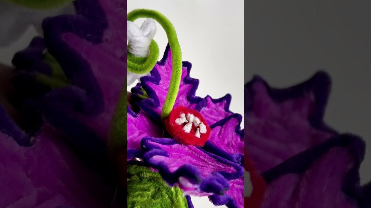 Make This Spooky Pipe Cleaner Flower!  #halloween #diy #craft