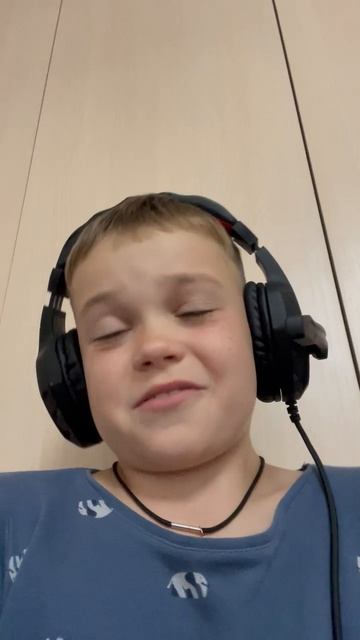 бесит всех