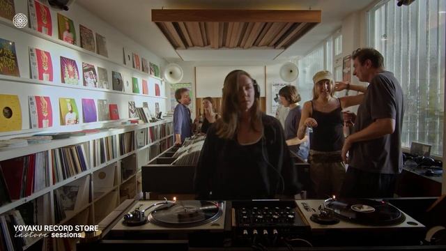 Alice Coraline - Yoyaku Instore Session