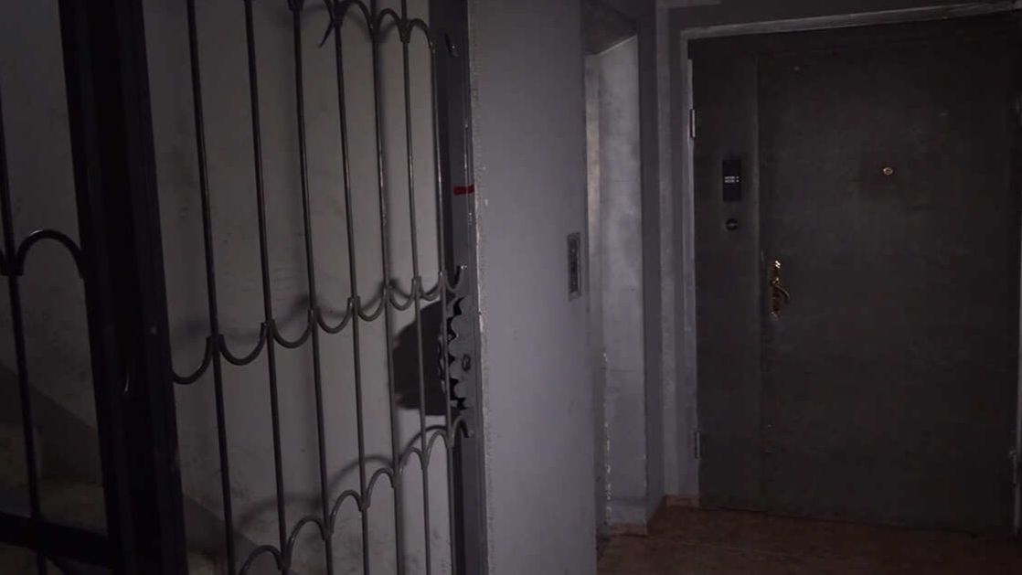 Лифтер приехал без инструментов к застрявшим детям в Долгопрудном