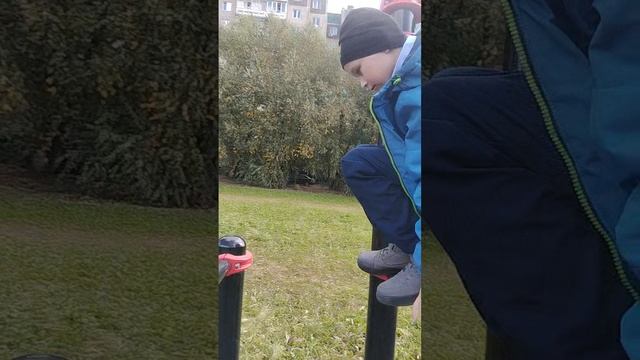 паркур на турнике