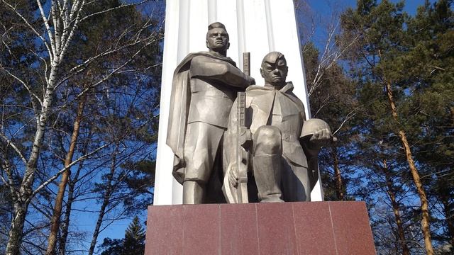 Погасили Вечный огонь на мемориале, даже на 9 мая не зажгли. Позор администрации Новосибирской облас