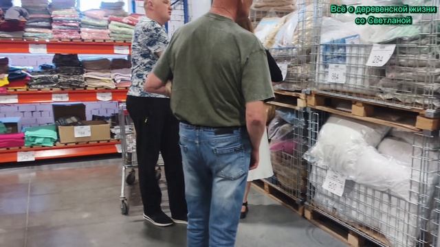 До обеда по больницам,машину на ТО ,по магазинам.