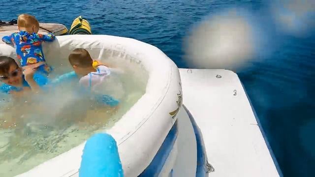 День Рождения Криса! Детский праздник на яхте с горкой