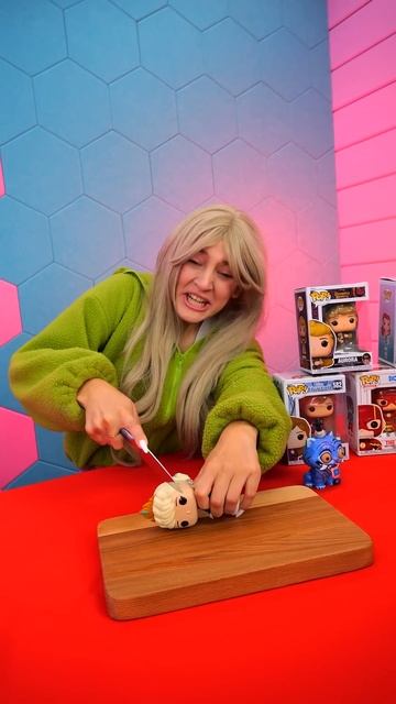 Правда ли что внутри Funko Pop Elza  есть замороженный мозг?